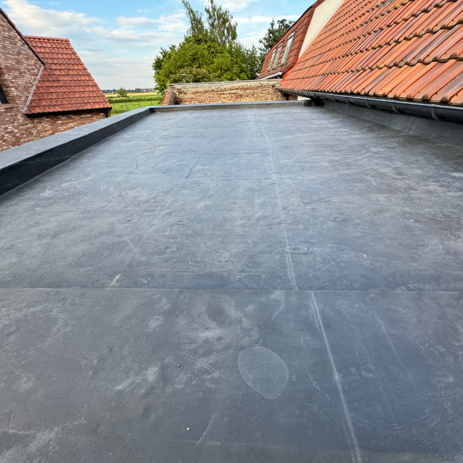 Toiture après étanchéité EPDM par MA Toiture